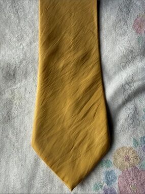 Kai Long Men's Solid Yellow Silk Tie